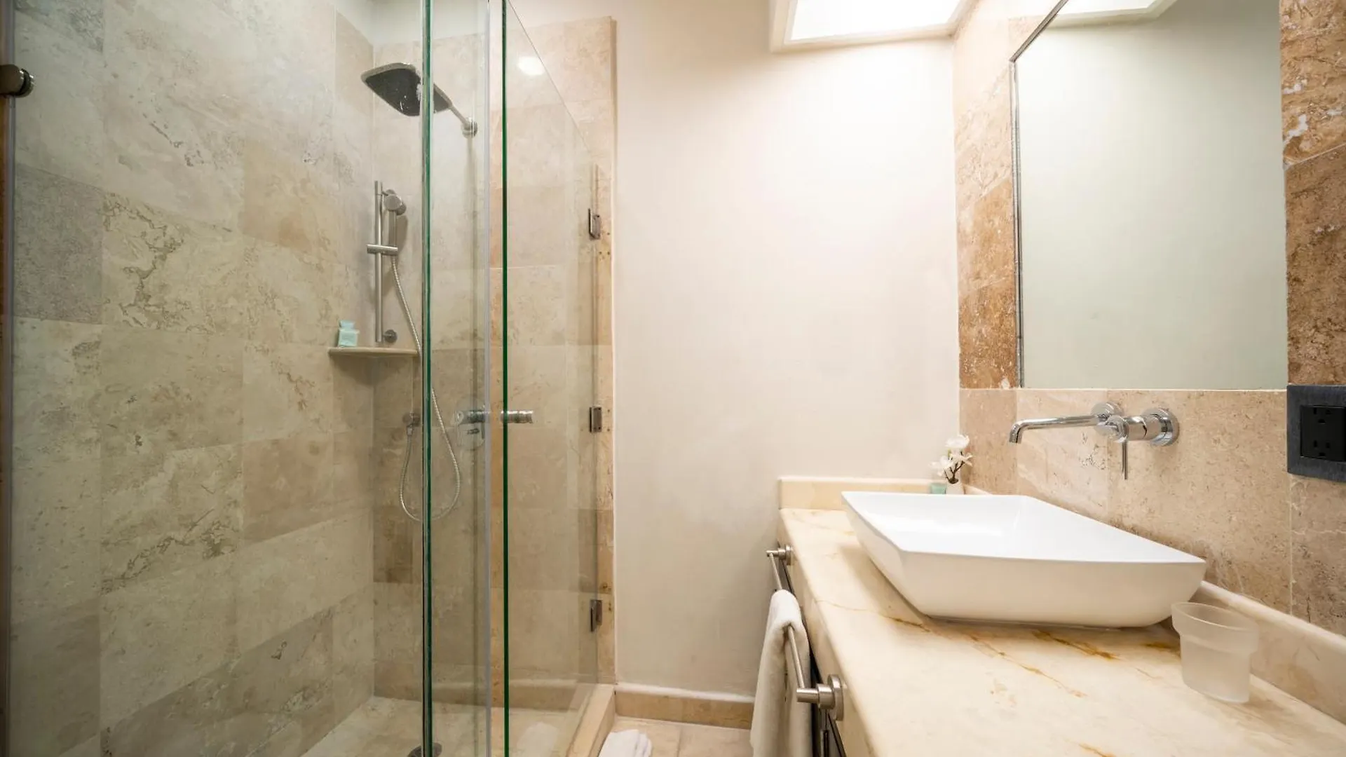 Holiday home Condo Surf 408 - Beachfront Stunning Ocean View Penthouse - At El Faro Condo Playa del Carmen