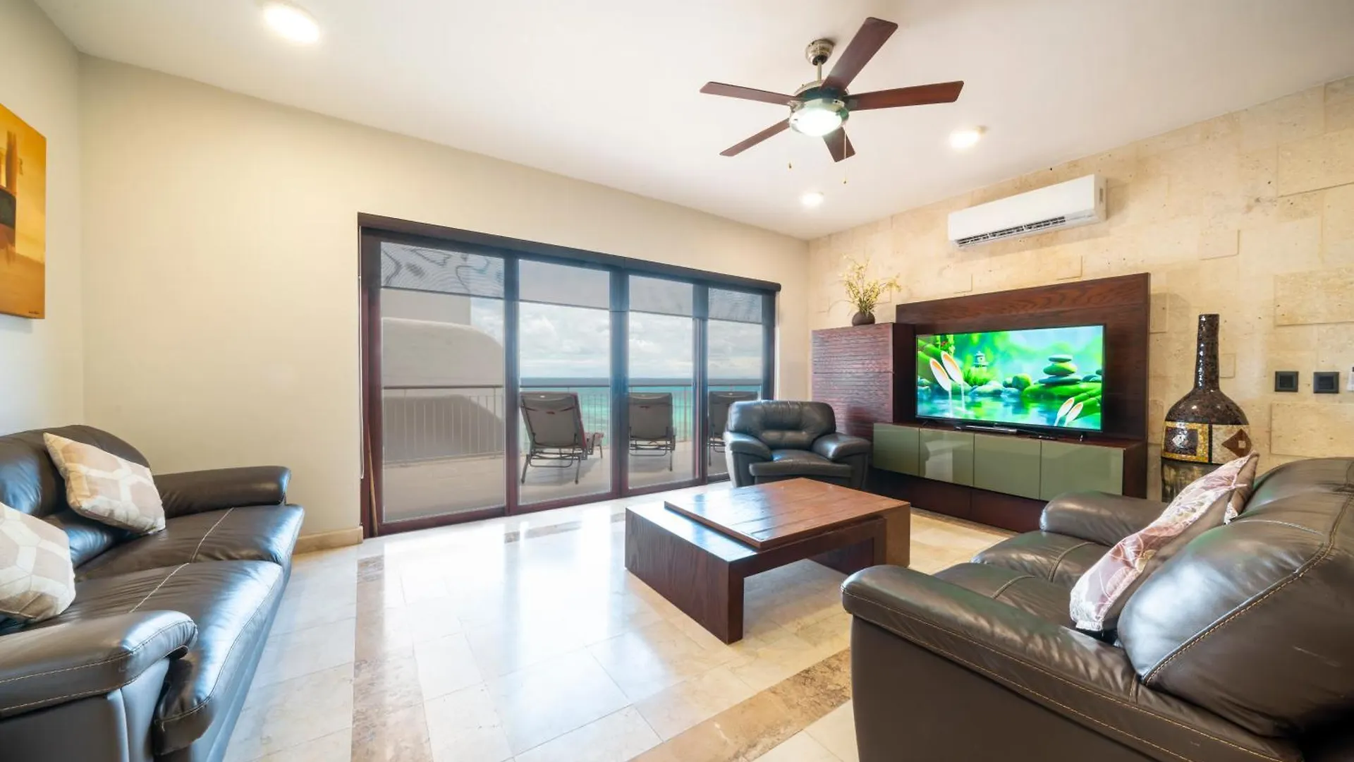 Holiday home Condo Surf 408 - Beachfront Stunning Ocean View Penthouse - At El Faro Condo Playa del Carmen